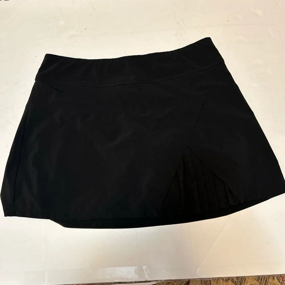 Athleta Skort Womens Sz S black Athletic Pleated Skort